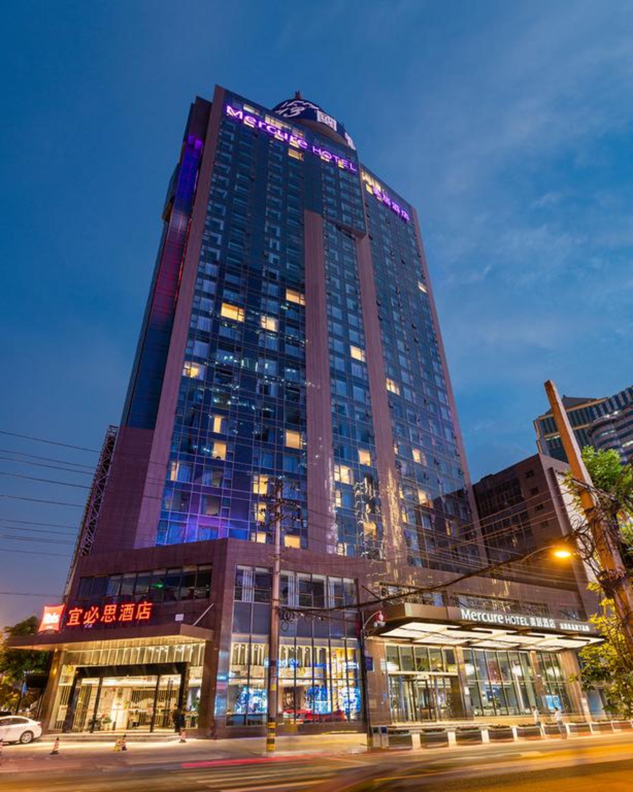 Mercure Chengdu Chunxi Buitenkant foto